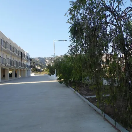 Pearl Ivy's Lejlighed *